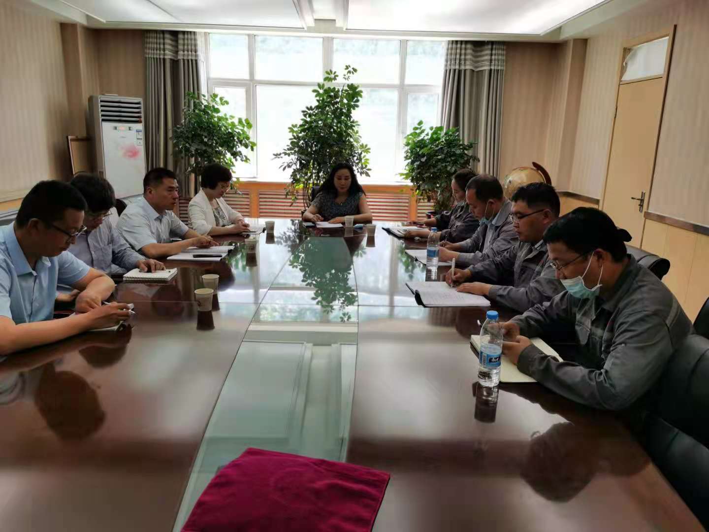 集團(tuán)常務(wù)副總經(jīng)理劉惠、副總經(jīng)理劉昆等前往華泰隆公司檢查調(diào)研